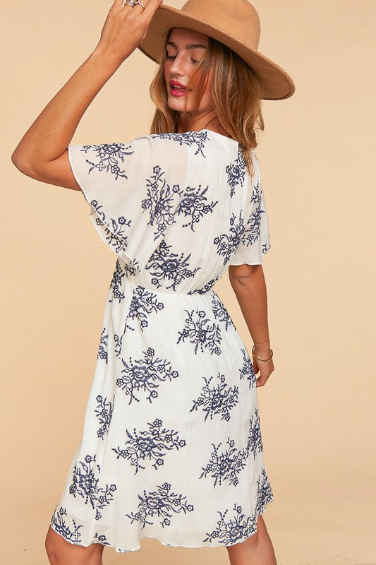 CRINKLE EMBROIDERED FLARE WOVEN DRESS